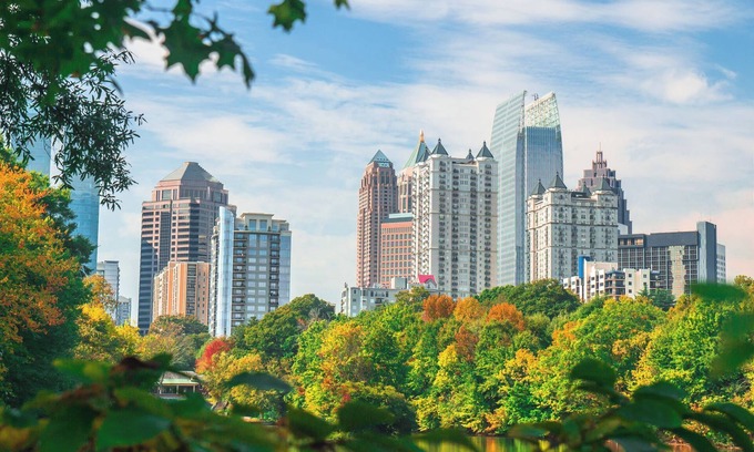 Piedmont Heights House | Midtown Townhouse Walking Distance to famed Beltline Trail and Piedmont Park