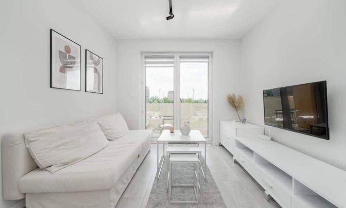 Fabryczna Apartment | Miedziana 16 | Charming Apartment | Parking