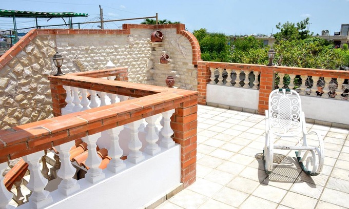 Municipality of Boyeros House | Migaby House