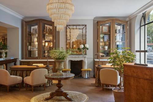 Saint-Thomas-d'Aquin Hotel | Miiro Le Grand Hôtel Cayré