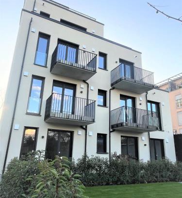 Moosach House | Mikes Apartments Munich