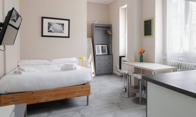 Ponte Seveso Apartment | Milano Central Station Studio 33