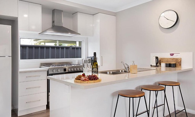 Milawa House | Milawa Vineyard Views - Guesthouse 1