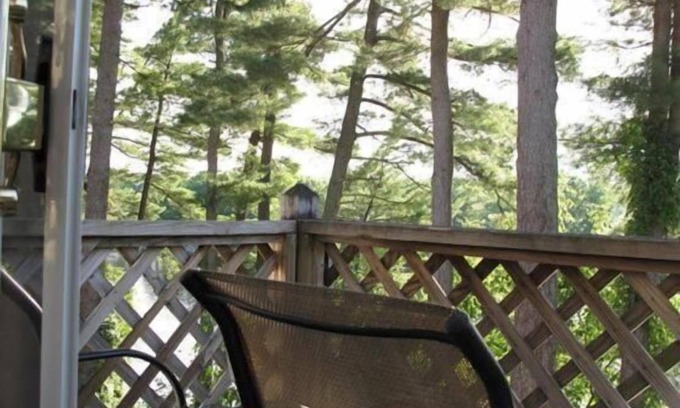 Milford Hotel | Milford Motel On The River