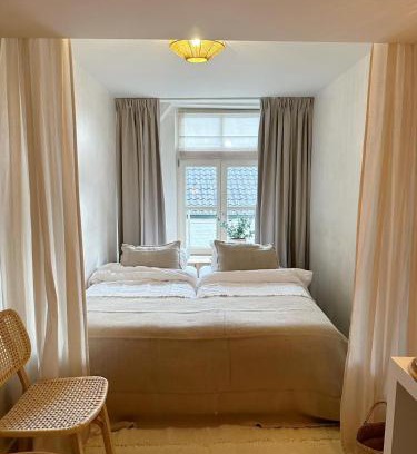 Venlo Bed & Breakfast | Milk and cookies