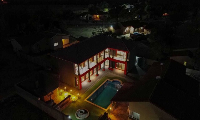 Westonaria Bed & Breakfast | Milk and Honey Westonaria