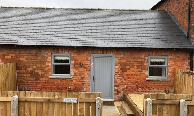 Cottingham Cottage | Milking Parlour, 1 bedroom cottage, Wolds Way Holiday Cottages