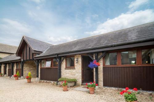 Chackmore Apartment | Mill Cottage