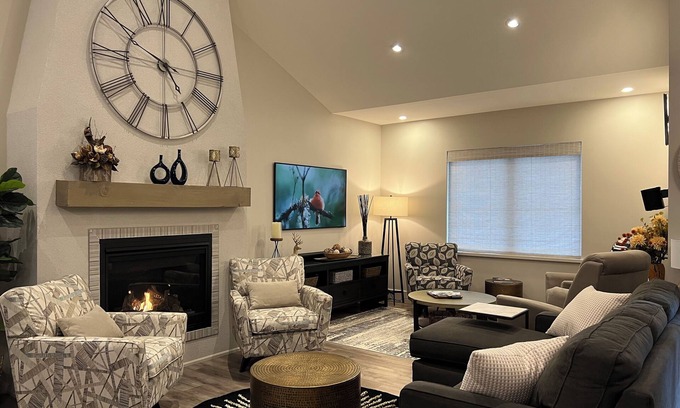 Kingsville Cottage | MILL Creek COTTAGE - Luxury defined π