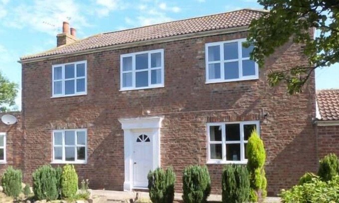 Pocklington Cottage | MILL FARM, pet friendly, character holiday cottage in Pocklington