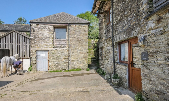 Lostwithiel House | MILL HOUSE, pet friendly, character holiday cottage in Pelynt