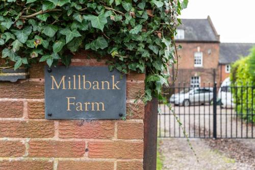 Rugeley House | Millbank Farm Cottage