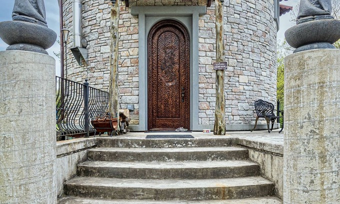 New Paltz Other | Millbrook Castle... Where fairytales come true.