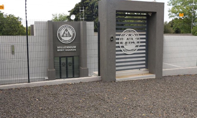 Hartbeespoort Apartment | Millennium Body Guards Guesthouse