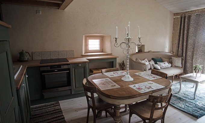 Saint-Bonnet-le-Froid Apartment | Millepertuis un Appartement Tout Confort au Cœur du Village Gourmand