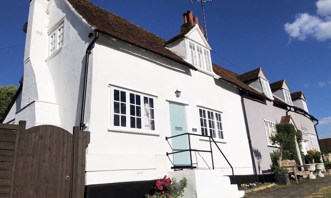 Finchingfield Cottage | Millie’s Cottage - Countryside View