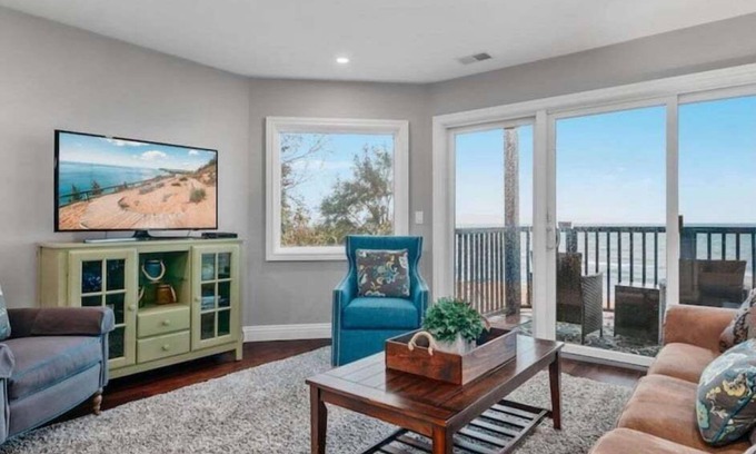 Traverse City Condo | Million Dollar Bayview Condo close to Downtown TC!