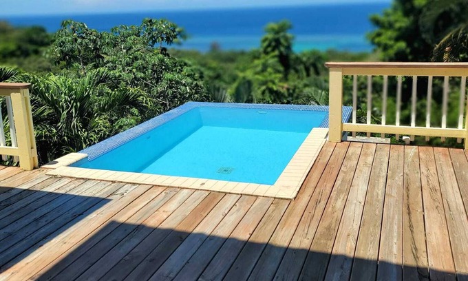 Antoneys Cay Villa | Million dollar ocean view & infinite pool /4 BR's