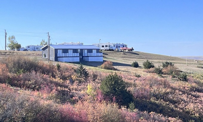 Fort Pierre Cabin | Million Dollar View Of Beautiful Lake Oahe! Hunting and Fishing Paradise!