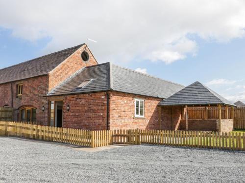 Stoney Stretton House | Millstone Cottages - Granary Cottage