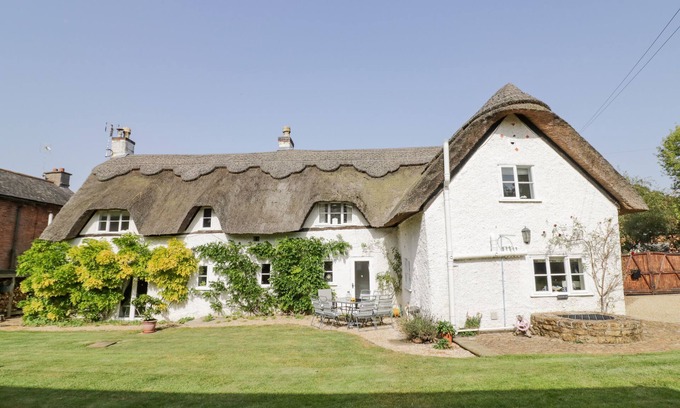 Gumley House | MILLSTONE HOUSE, pet friendly, character holiday cottage in Fleckney