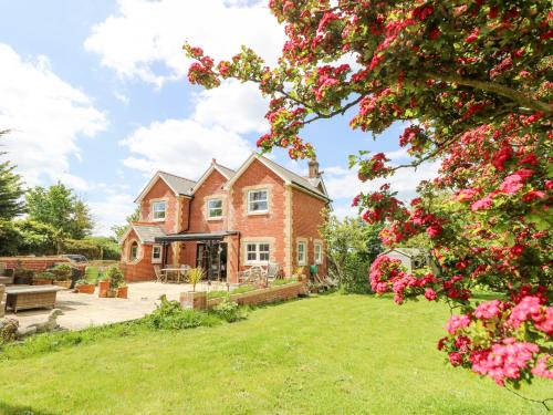 Ventnor House | Milston