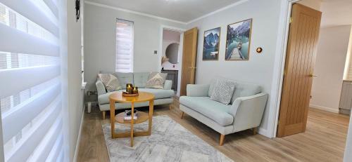 Milton Keynes Apartment | Milton Keynes 3BR,Modern Home, Sleeps 5, Families Deal, Free Parking