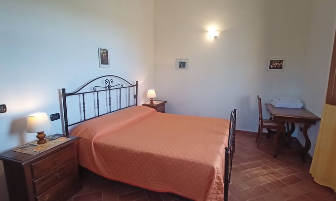 Latignano Apartment | MIMOSA apartment for up to 4 people