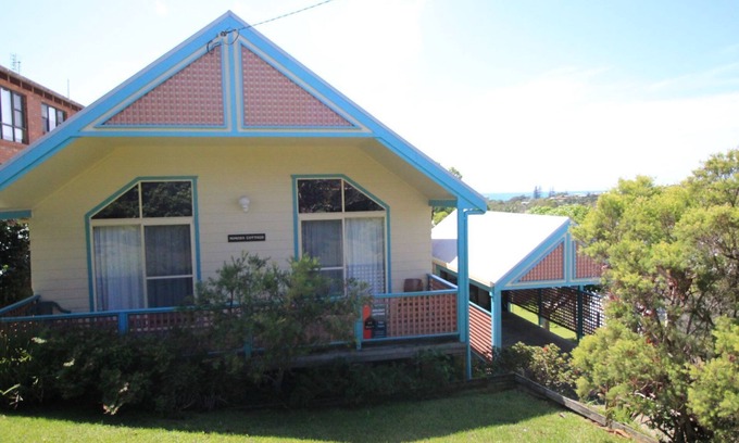 Scotts Head House | Mimosa Cottage - Family Beach Getaway