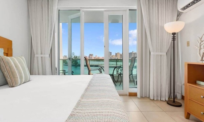 Puerta de Tierra Apartment | Mimosa Studio | located at the Condado Lagoon Villas building in Condado