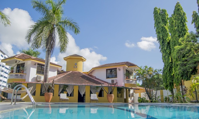 Mombasa House | Mina Shuffaa (One Bedroom)