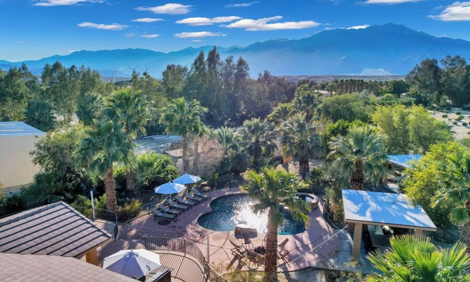 Desert Hot Springs House | Mineral Springs pool -2 acre+mountain views, games, karaoke, fitness, privacy,PS