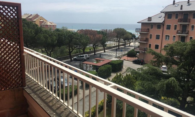 Deiva Marina Apartment | MINERVA