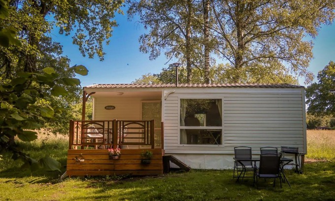 Sainte-Christine Ski Chalet | Mini-Glamping en Auvergne