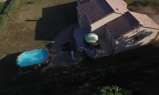 Sarlat-la-Caneda Villa | Mini-villa Pour 6 Personne 15 km Sarlat, Piscine Chauffée Accès Wifi