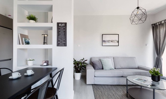 Ilisia Apartment | Minimal 2BD Apartment with Lycabettus view