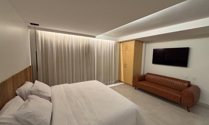Asa Norte Apartment | Minimalist comfort