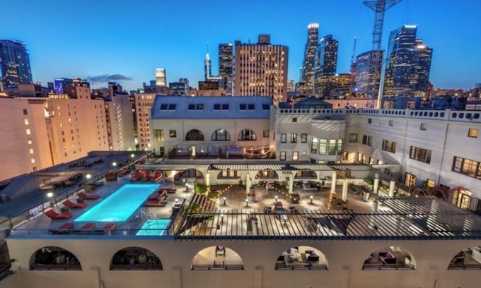 Historic Core Condo | Minimalist DTLA Loft - Affordable & Pet Friendly