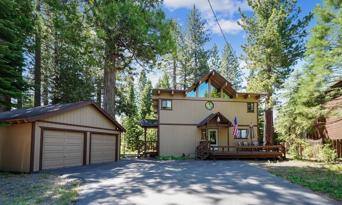 Tahoe Sierra Estates House | Minke's Easy Access Tahoe City Home