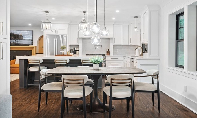 Wayzata House | MINNeSTAY* Wayzata Cove | Minnetonka