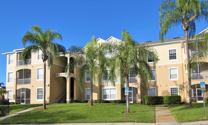 Windsor Palms Apartment | Mins to Disney/Gated Resort/New Lv Rm Furniture