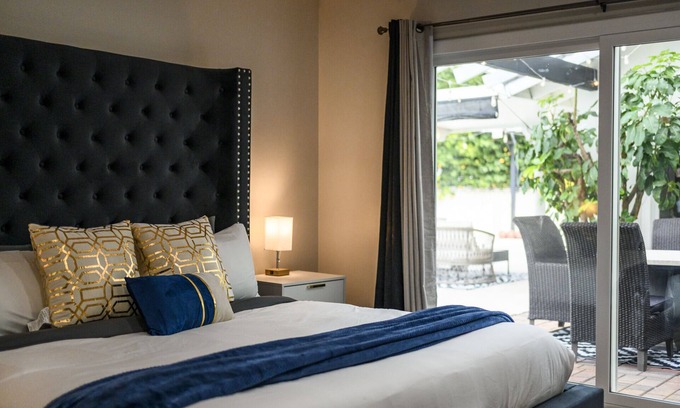 Fullerton House | Mins to Disney! Luxury 4BD - Pool & Arcade