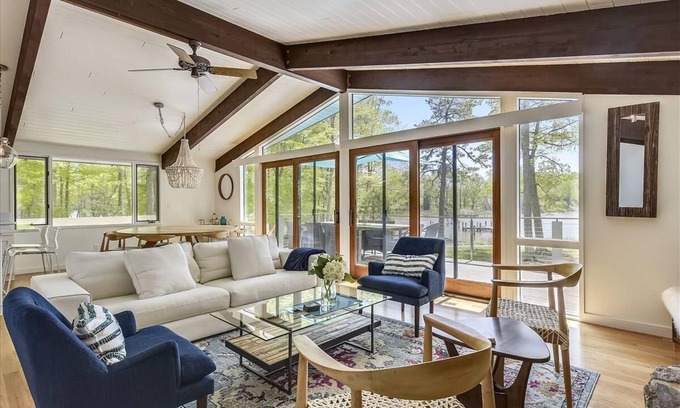 Wye Mills House | Minutes from Downtown Easton | Pool | Hot Tub | Kayaks