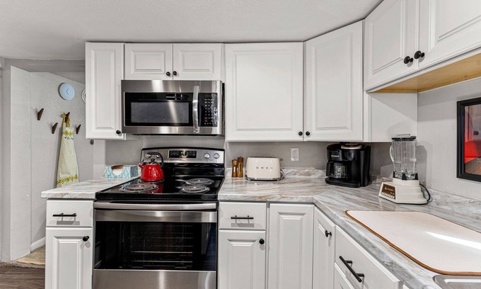 Westwood Apartment | Minutes to Downtown Denver with Easy Mountain Access