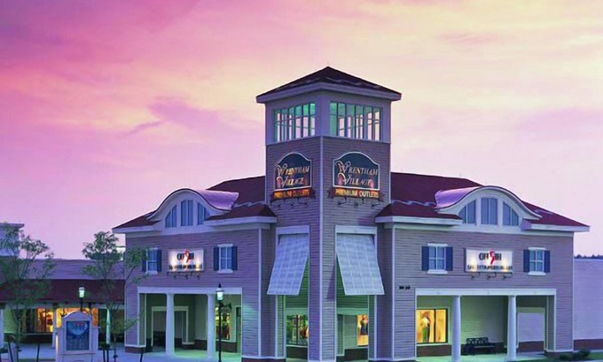 Foxboro House | Minutes to The Patriots Hall of Fame! FREE Breakfast and FREE Parking!
