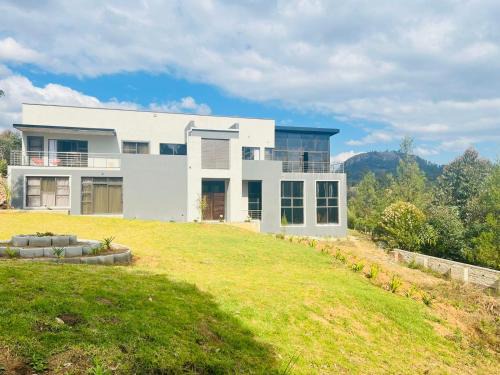 Mutare Villa | Miombo Luxury Villa