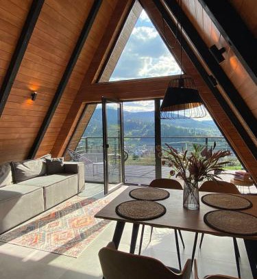 Slavske House | Mirador Cottage