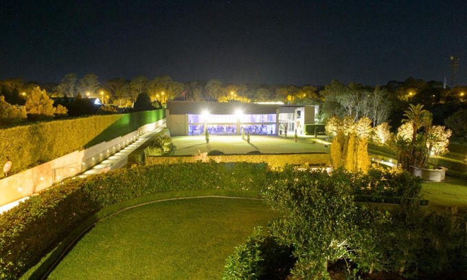 Terrey Hills Hotel | Miramare Gardens Boutique Accommodation