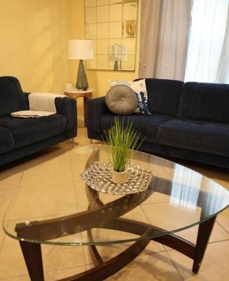 McAllen Apartment | Mirror, mirror on the wall!