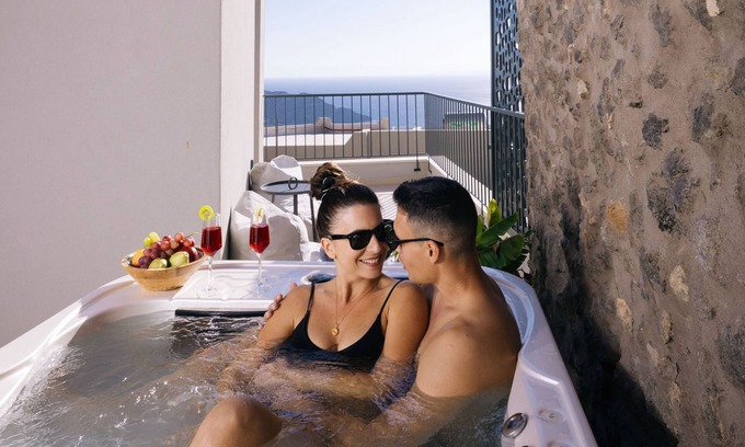 Agia Galini Apartment | Mirthea Suites